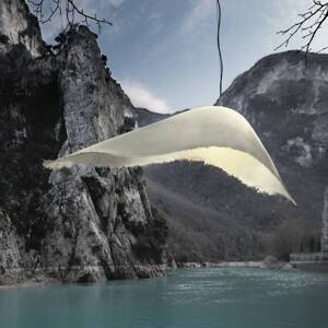Vonkajšie závesné svetlo Karman Moby Dick, dĺžka 150 cm, sklolaminát